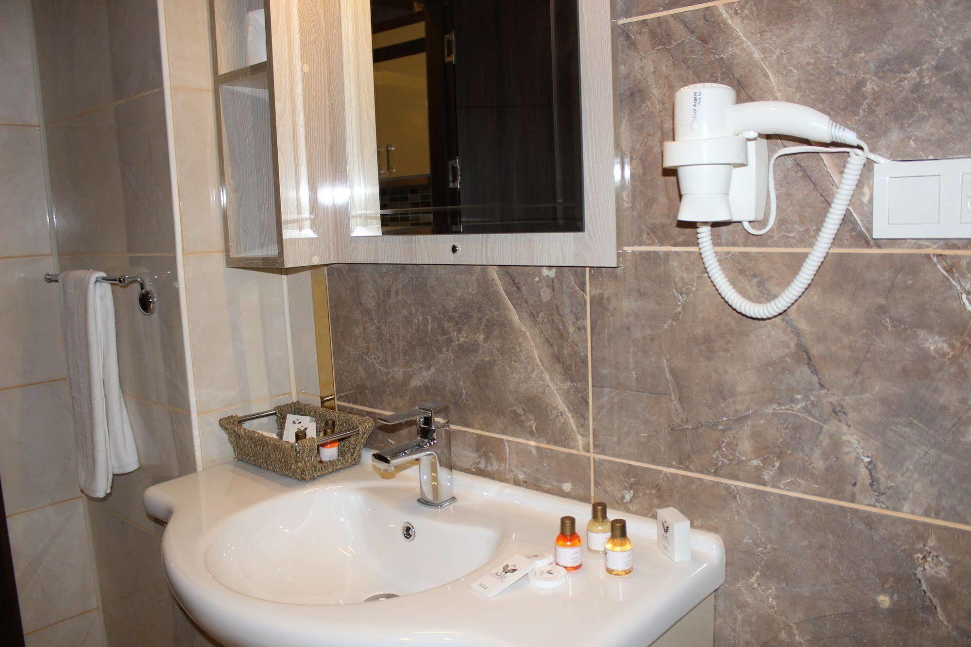 Azd House Hotel Mardin Esterno foto